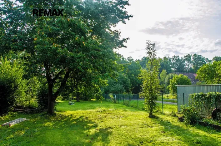 Prodej pozemku pro bydlení, Benátky, 606 m2