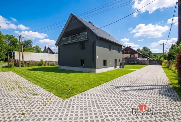 Prodej rodinného domu, Staré Město, 257 m2