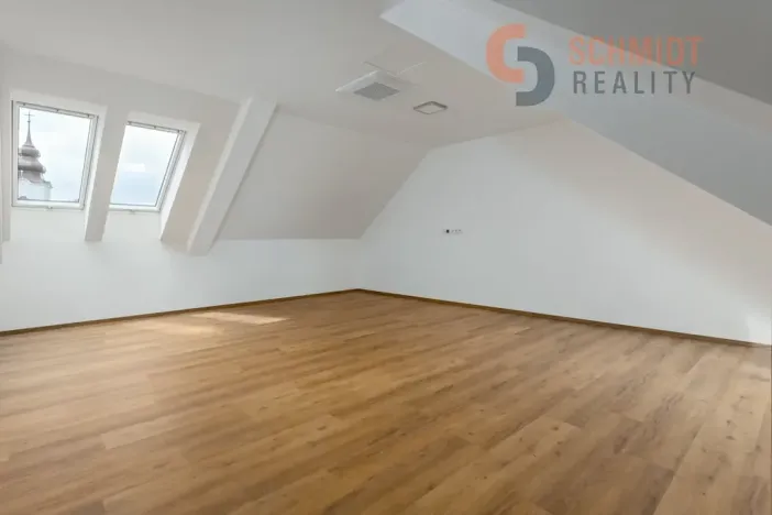 Prodej bytu 3+kk, Bavory, 90 m2
