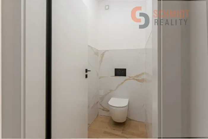 Prodej bytu 3+kk, Bavory, 67 m2