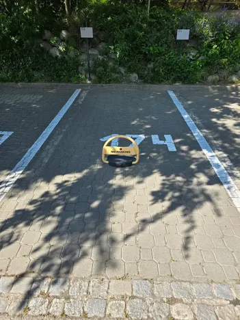 Pronájem garážového stání, Brno, Heršpická, 12 m2