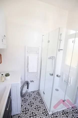 Pronájem bytu 2+kk, Praha - Holešovice, U vody, 56 m2