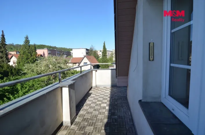 Pronájem bytu 3+1, Praha - Hloubětín, V Novém Hloubětíně, 162 m2