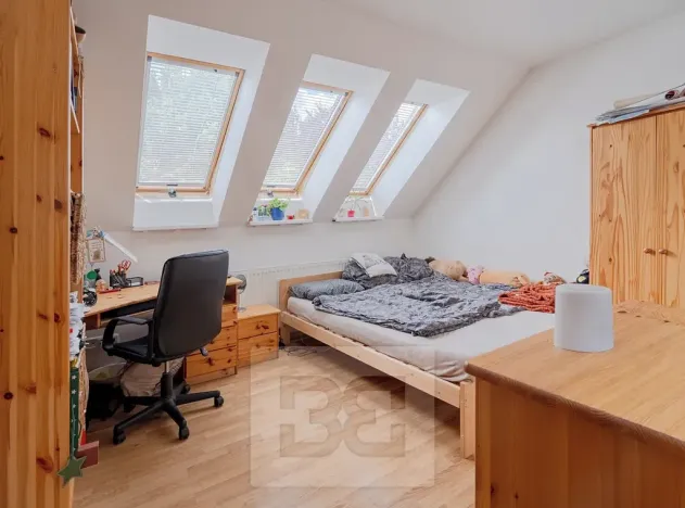Pronájem rodinného domu, Praha - Kbely, Pod Nouzovem, 148 m2
