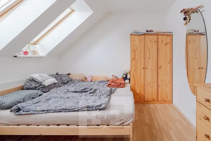 Pronájem rodinného domu, Praha - Kbely, Pod Nouzovem, 148 m2