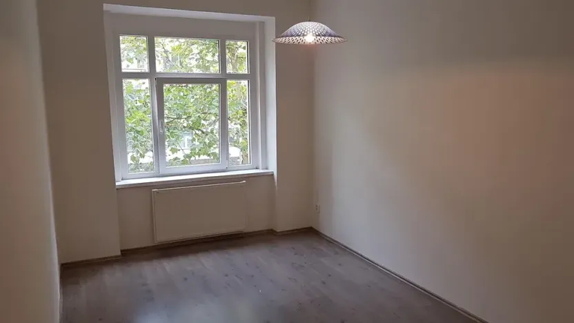 Pronájem bytu 2+kk, Praha - Žižkov, Hartigova, 50 m2