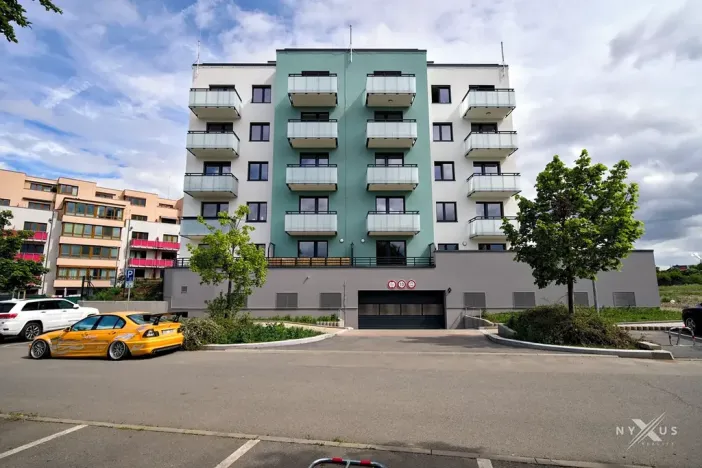 Pronájem bytu 2+kk, Praha - Strašnice, Strančická, 52 m2