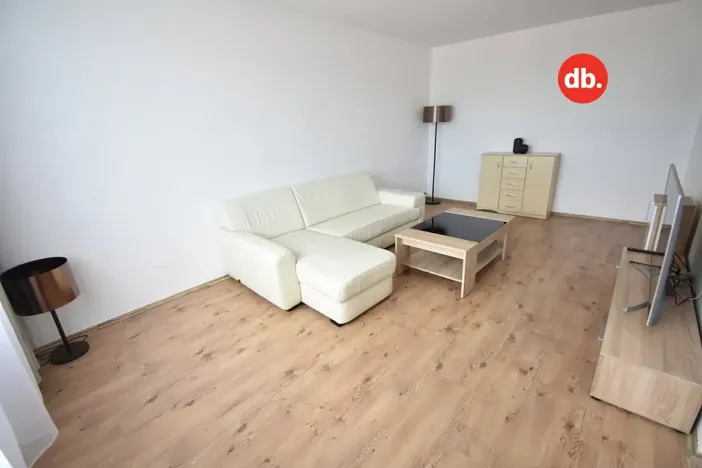 Pronájem bytu 2+1, Karlovy Vary, Dvořákova, 67 m2