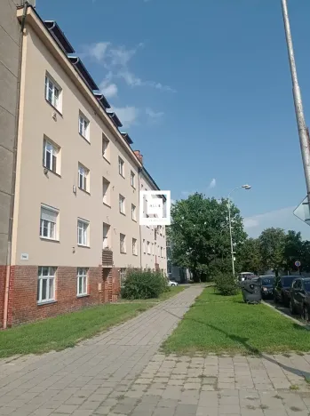 Pronájem bytu 1+1, Olomouc, Polská, 40 m2