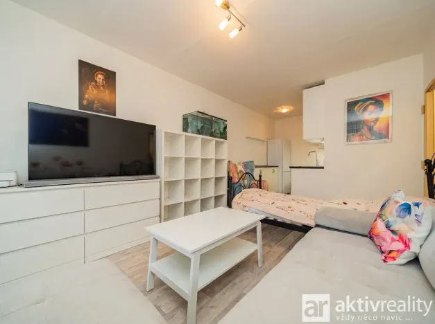 Prodej bytu 2+kk, Neratovice, Na Výsluní, 43 m2