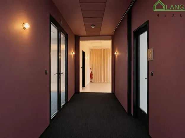 Pronájem kanceláře, Brno, Dominikánské náměstí, 380 m2
