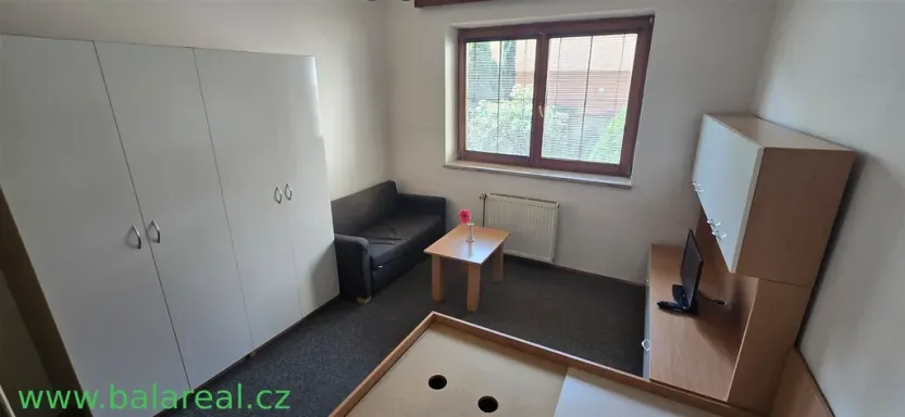 Pronájem bytu 1+1, Brno, Elgartova, 38 m2