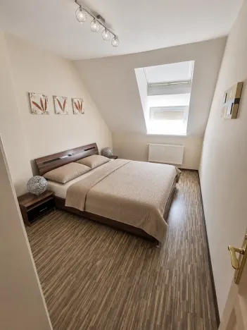 Prodej bytu 3+1, Karlovy Vary, Vřídelní, 74 m2