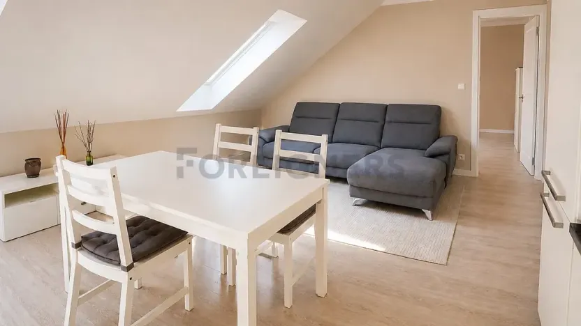 Pronájem bytu 3+kk, Praha - Žižkov, Chlumova, 76 m2