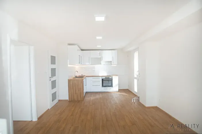 Pronájem bytu 2+kk, Ostrava, Svojsíkova, 57 m2