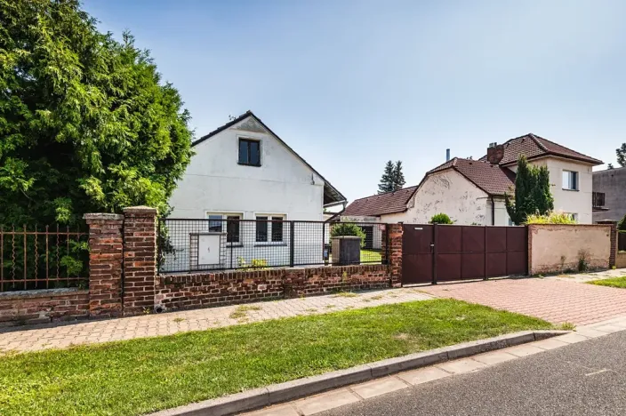 Prodej rodinného domu, Tři Dvory, 95 m2