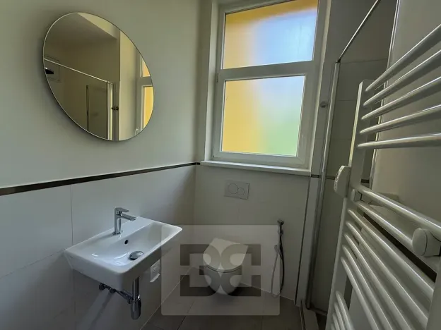 Pronájem bytu 2+kk, Praha - Smíchov, Plzeňská, 44 m2