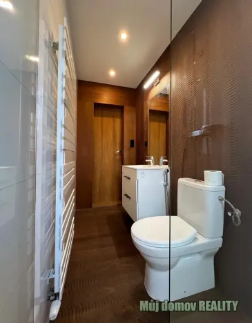 Pronájem rodinného domu, Praha - Újezd nad Lesy, 140 m2