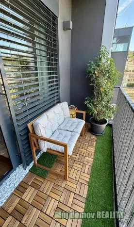 Pronájem bytu 2+kk, Praha - Smíchov, U Lihovaru, 48 m2