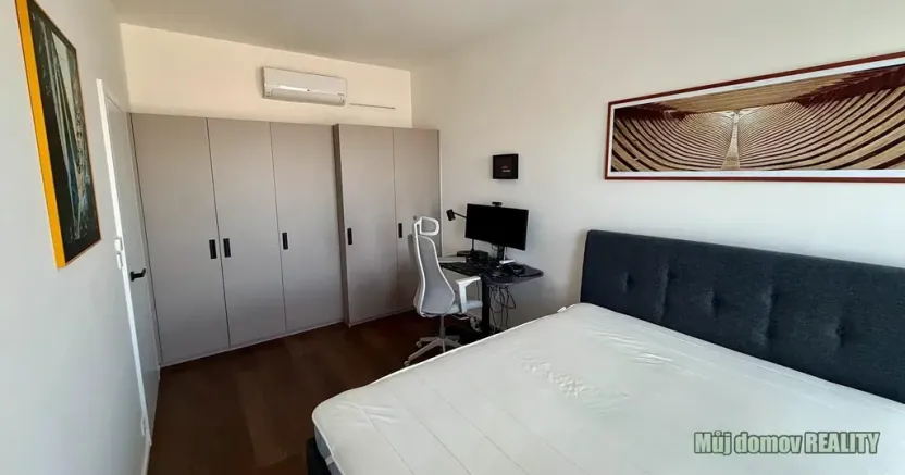 Pronájem bytu 2+kk, Praha - Smíchov, U Lihovaru, 48 m2