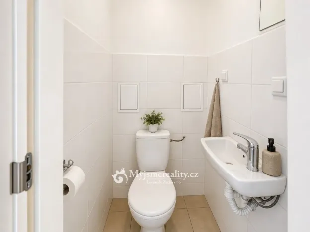 Pronájem bytu 1+1, Znojmo, Loucká, 40 m2