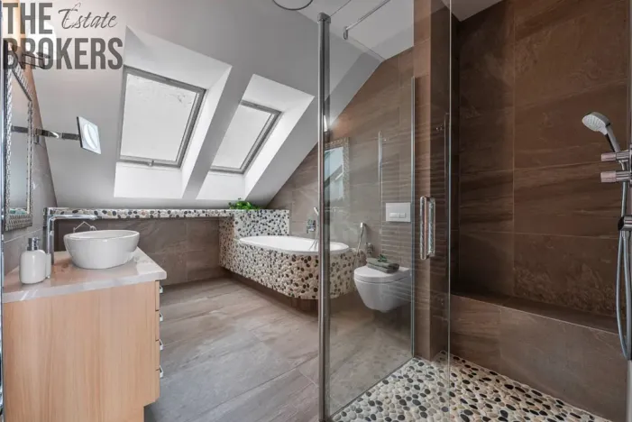 Pronájem rodinného domu, Praha - Lahovice, K novým domkům, 300 m2