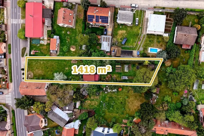 Prodej pozemku, Praha, 1418 m2