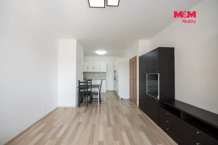 Pronájem bytu 2+kk, Hradec Králové - Třebeš, Svatojánská, 49 m2