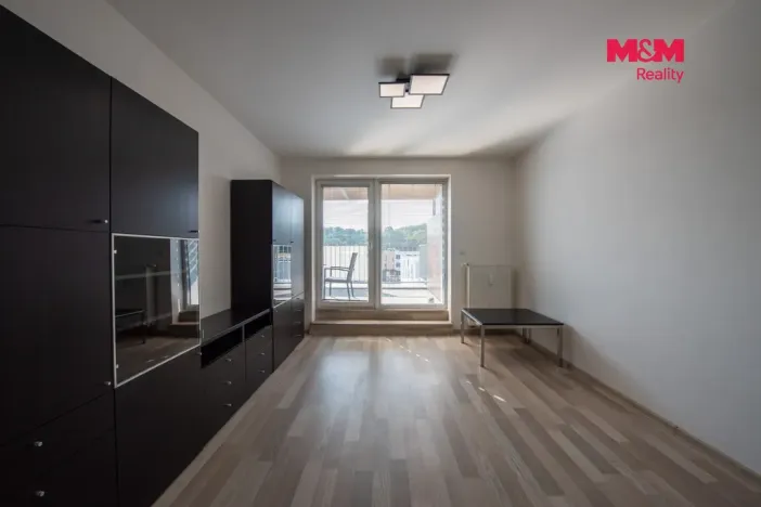 Pronájem bytu 2+kk, Hradec Králové - Třebeš, Svatojánská, 49 m2
