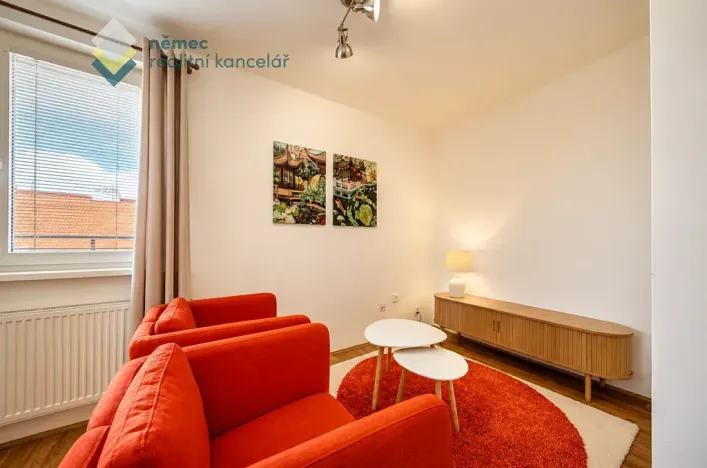 Pronájem bytu 2+kk, Praha - Strašnice, Věšínova, 35 m2