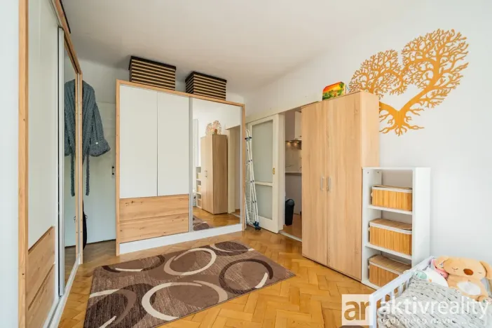 Prodej rodinného domu, Praha - Komořany, Nad teplárnou, 260 m2