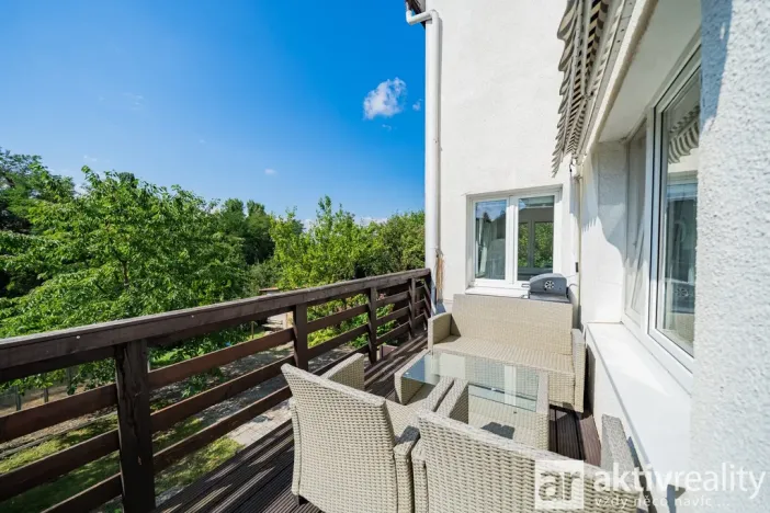 Prodej rodinného domu, Praha - Komořany, Nad teplárnou, 260 m2