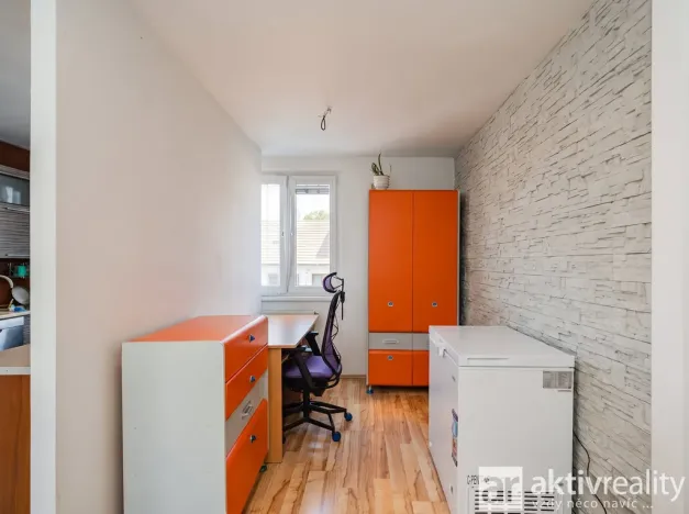 Prodej rodinného domu, Praha - Komořany, Nad teplárnou, 260 m2