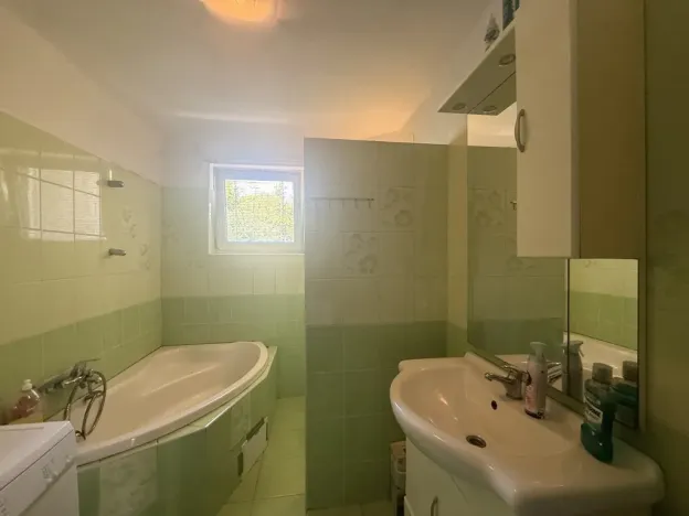 Prodej rodinného domu, Nové Hrady - Byňov, 160 m2