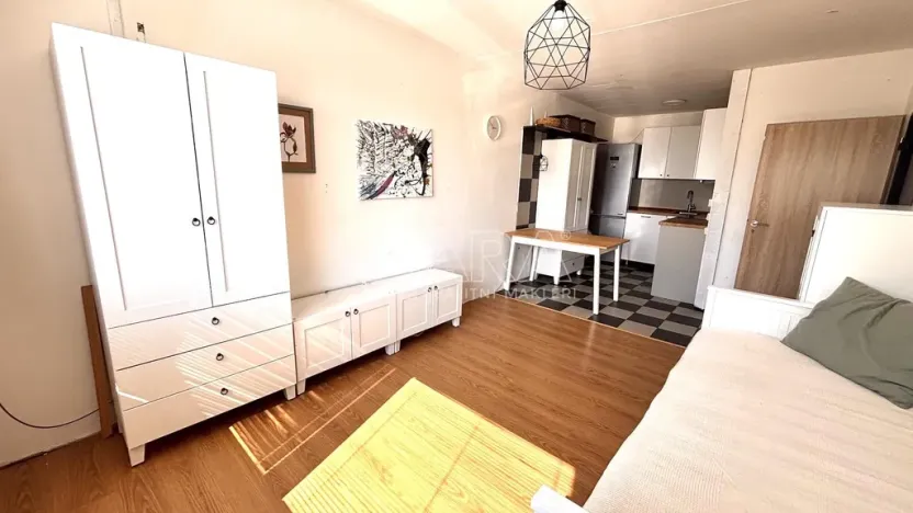Pronájem bytu 2+kk, Praha - Stodůlky, Kálikova, 45 m2