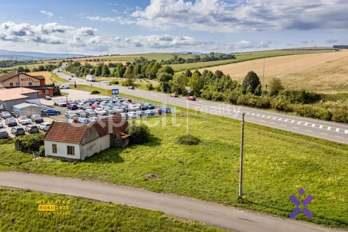 Prodej komerčního pozemku, Uherský Brod - Havřice, 1715 m2