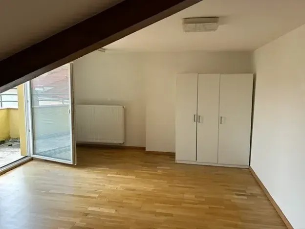 Pronájem bytu 1+kk, Praha - Dejvice, Kyjevská, 45 m2