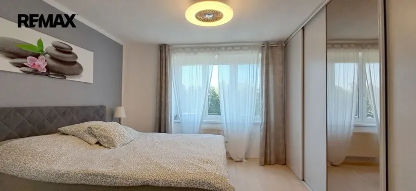 Prodej bytu 4+1, Karlovy Vary - Dvory, K. Kučery, 100 m2