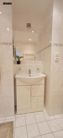 Prodej bytu 4+1, Karlovy Vary - Dvory, K. Kučery, 100 m2