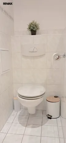 Prodej bytu 4+1, Karlovy Vary - Dvory, K. Kučery, 100 m2
