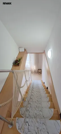 Prodej bytu 4+1, Karlovy Vary - Dvory, K. Kučery, 100 m2