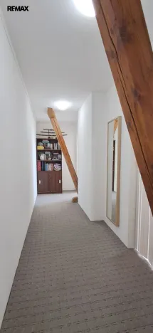 Prodej bytu 4+1, Karlovy Vary - Dvory, K. Kučery, 100 m2