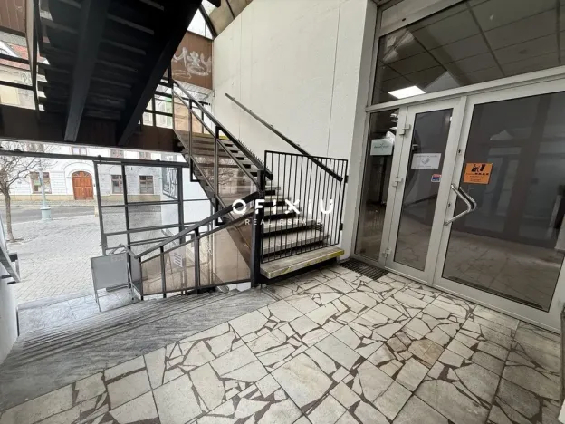 Pronájem obchodního prostoru, Brno - Brno-město, Orlí, 62 m2