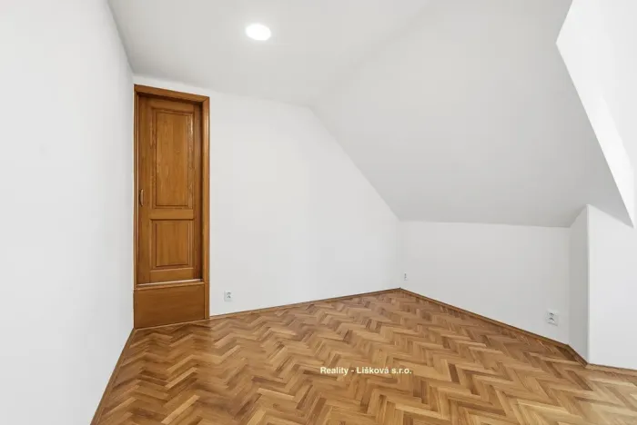 Pronájem bytu 4+kk, Ústí nad Labem - Klíše, Beethovenova, 151 m2