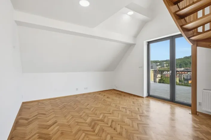 Pronájem bytu 4+kk, Ústí nad Labem - Klíše, Beethovenova, 151 m2