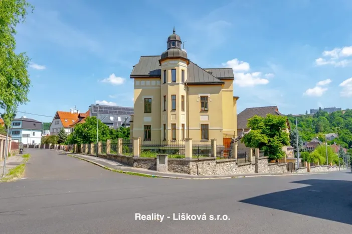 Pronájem bytu 4+kk, Ústí nad Labem - Klíše, Beethovenova, 151 m2