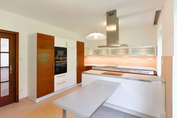 Pronájem kanceláře, Praha - Kunratice, Ke hrádku, 417 m2