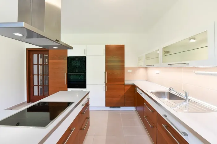 Pronájem kanceláře, Praha - Kunratice, Ke hrádku, 417 m2