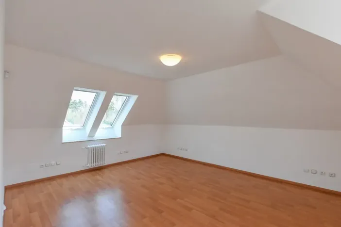 Pronájem kanceláře, Praha - Kunratice, Ke hrádku, 417 m2