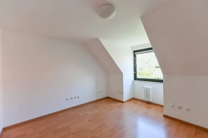 Pronájem kanceláře, Praha - Kunratice, Ke hrádku, 417 m2